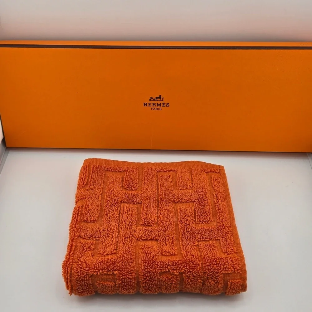Hermes Paris Orange Cotton Jacquard H Logo Hand Towel Made in France 12.5